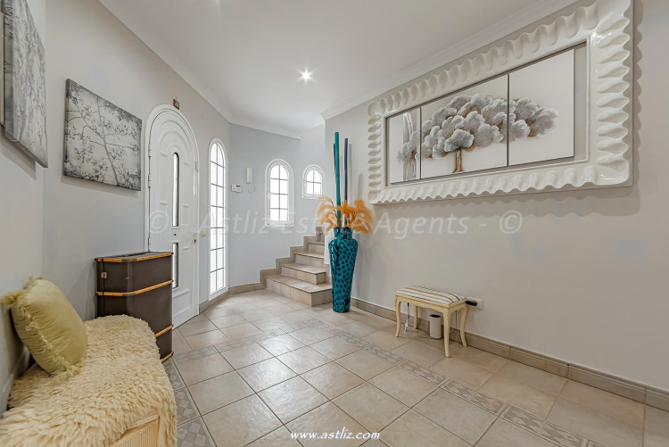 3 Bed, 3 Bath, HouseFor Sale, Callao Salvaje, Callao Salvaje