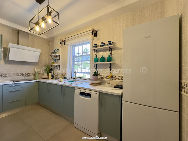 4 Bed, 3 Bath, HouseFor Sale, El Galeon, Adeje