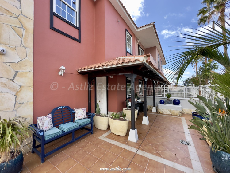 4 Bed, 3 Bath, HouseFor Sale, El Galeon, Adeje