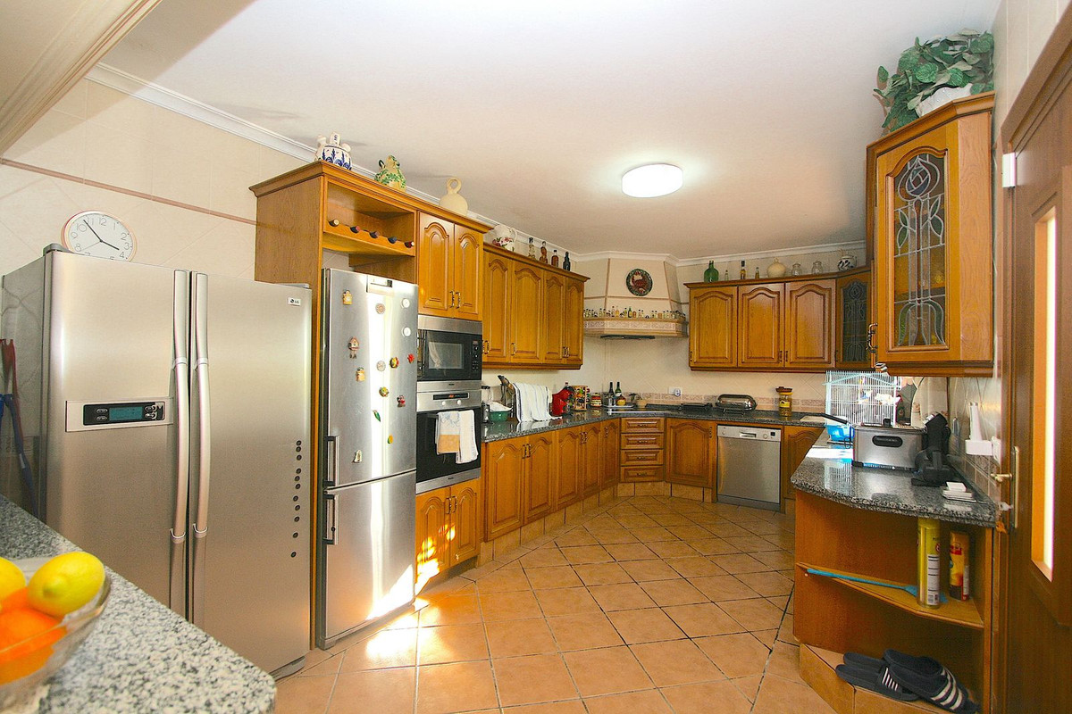 8 Bed, 5 Bath, HouseFor Sale, Alhaurin el Grande, Malaga