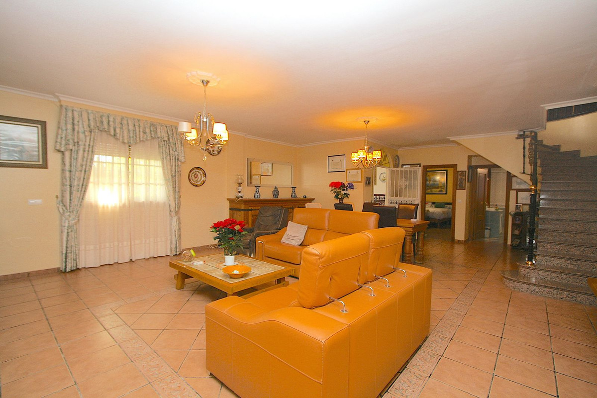 8 Bed, 5 Bath, HouseFor Sale, Alhaurin el Grande, Malaga