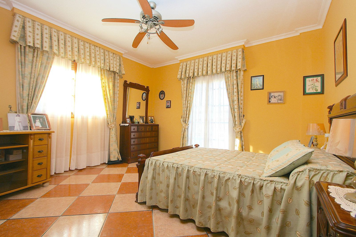 8 Bed, 5 Bath, HouseFor Sale, Alhaurin el Grande, Malaga