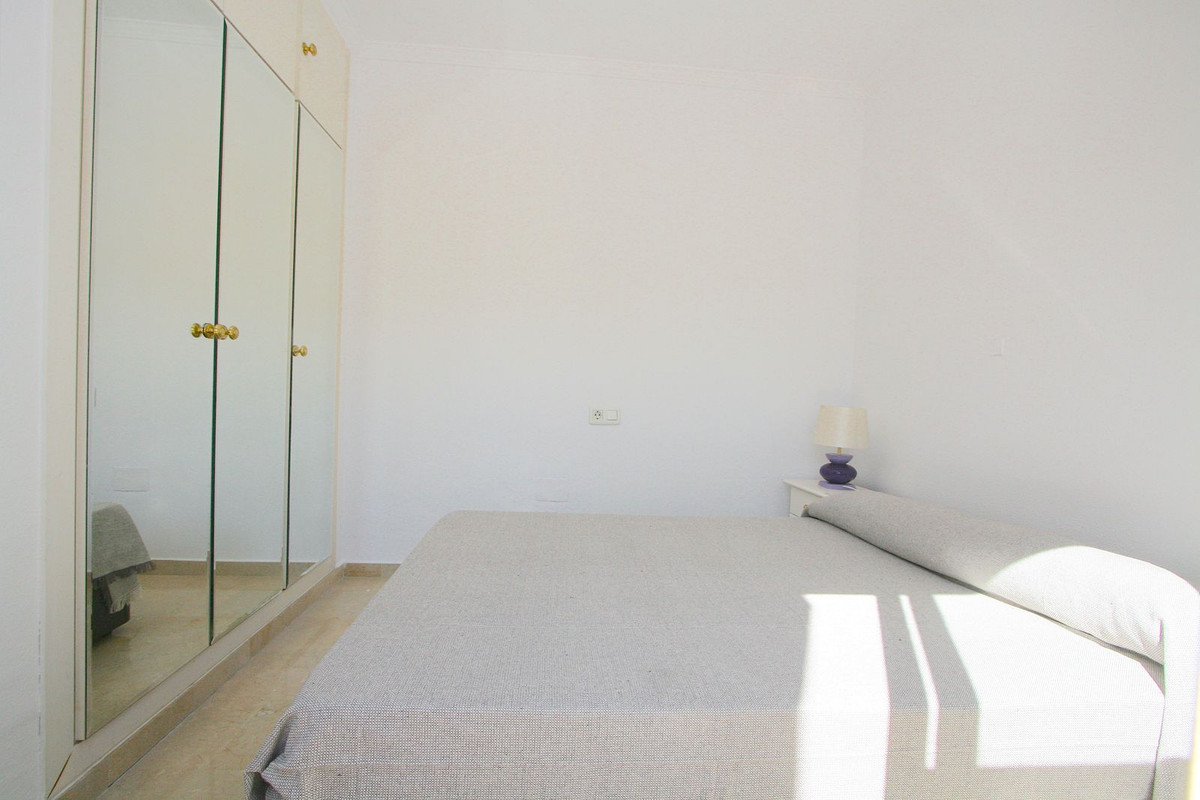 4 Bed, 2 Bath, ApartmentFor Sale, Fuengirola, Malaga