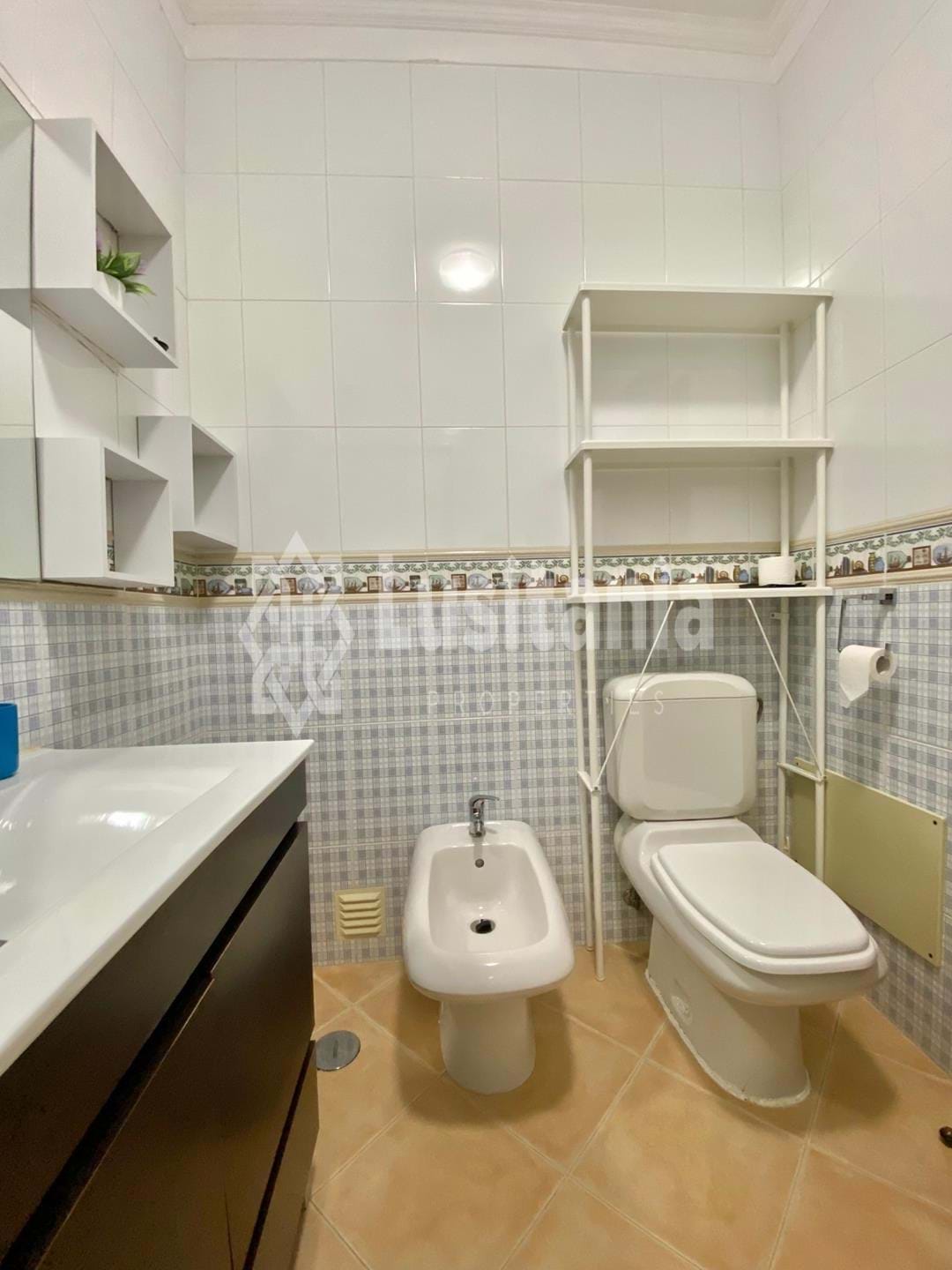 2 Bed, 2 Bath, ApartmentFor Sale, Quarteira, Loulé, Faro, 8125-507