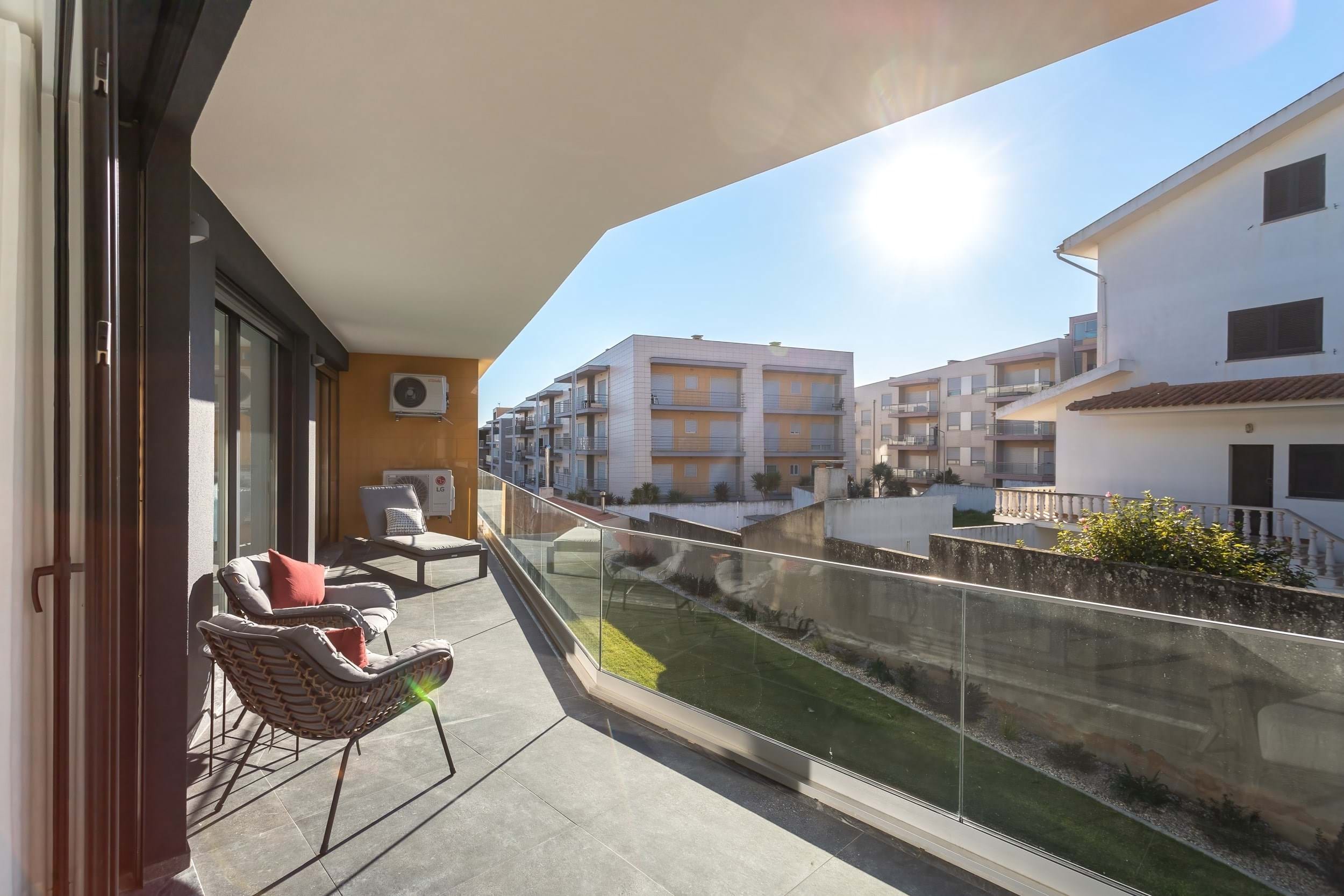 2 Bed, 2 Bath, ApartmentFor Sale, São Martinho do Porto, Leiria, 2460-666