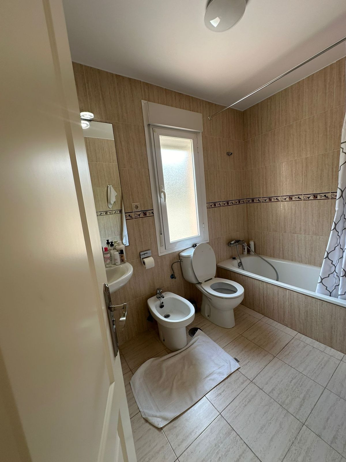 3 Bed, 3 Bath, HouseFor Sale, Miraflores, Malaga