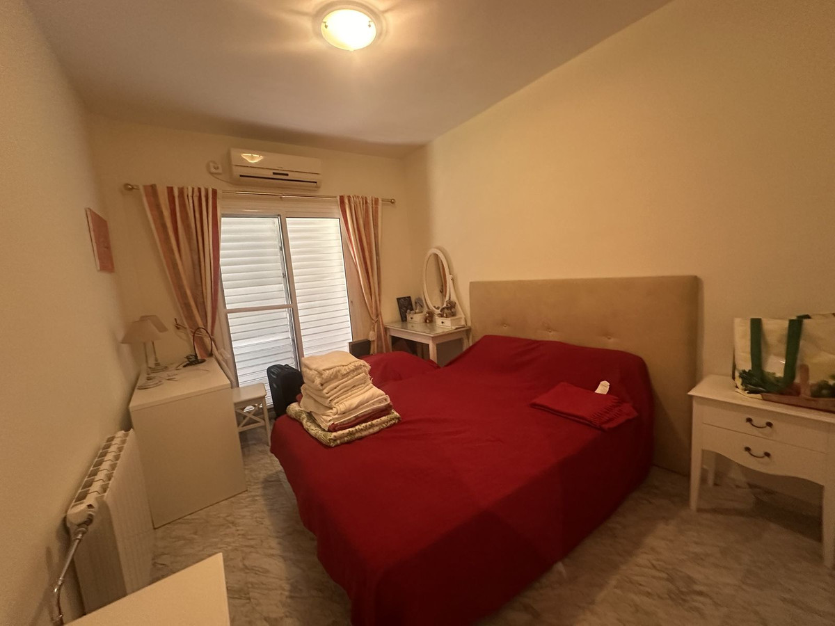 4 Bed, 3 Bath, HouseFor Sale, Aloha, Malaga