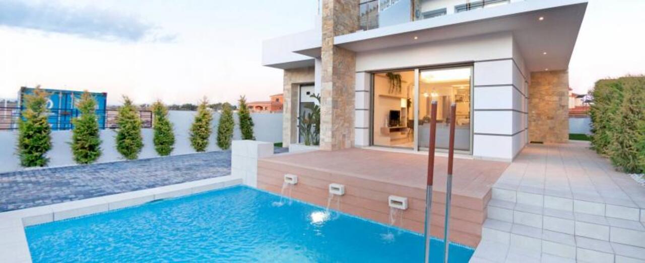 3 Bed, 2 Bath, HouseFor Sale, Los Alcazares, Murcia, 30710