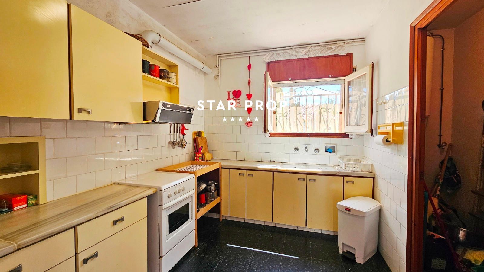 3 Bed, 2 Bath, HouseFor Sale, Llançà, Girona 3 Bed, 2 Bath, HouseFor Sale, Llançà, Girona