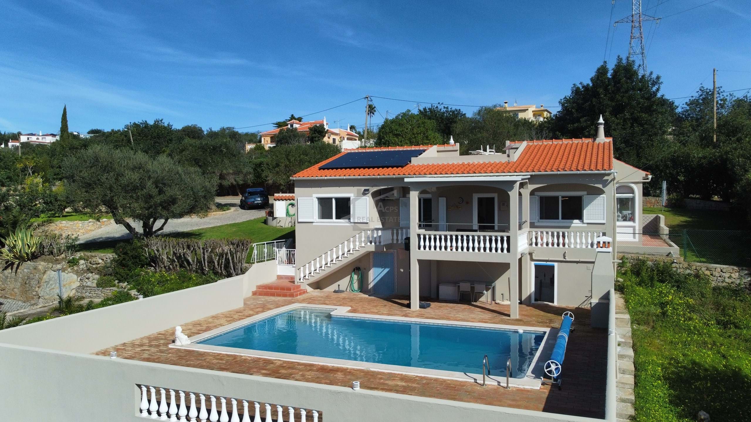 3 Bed, 2 Bath, HouseFor Sale, Faro, Faro, 8005-417