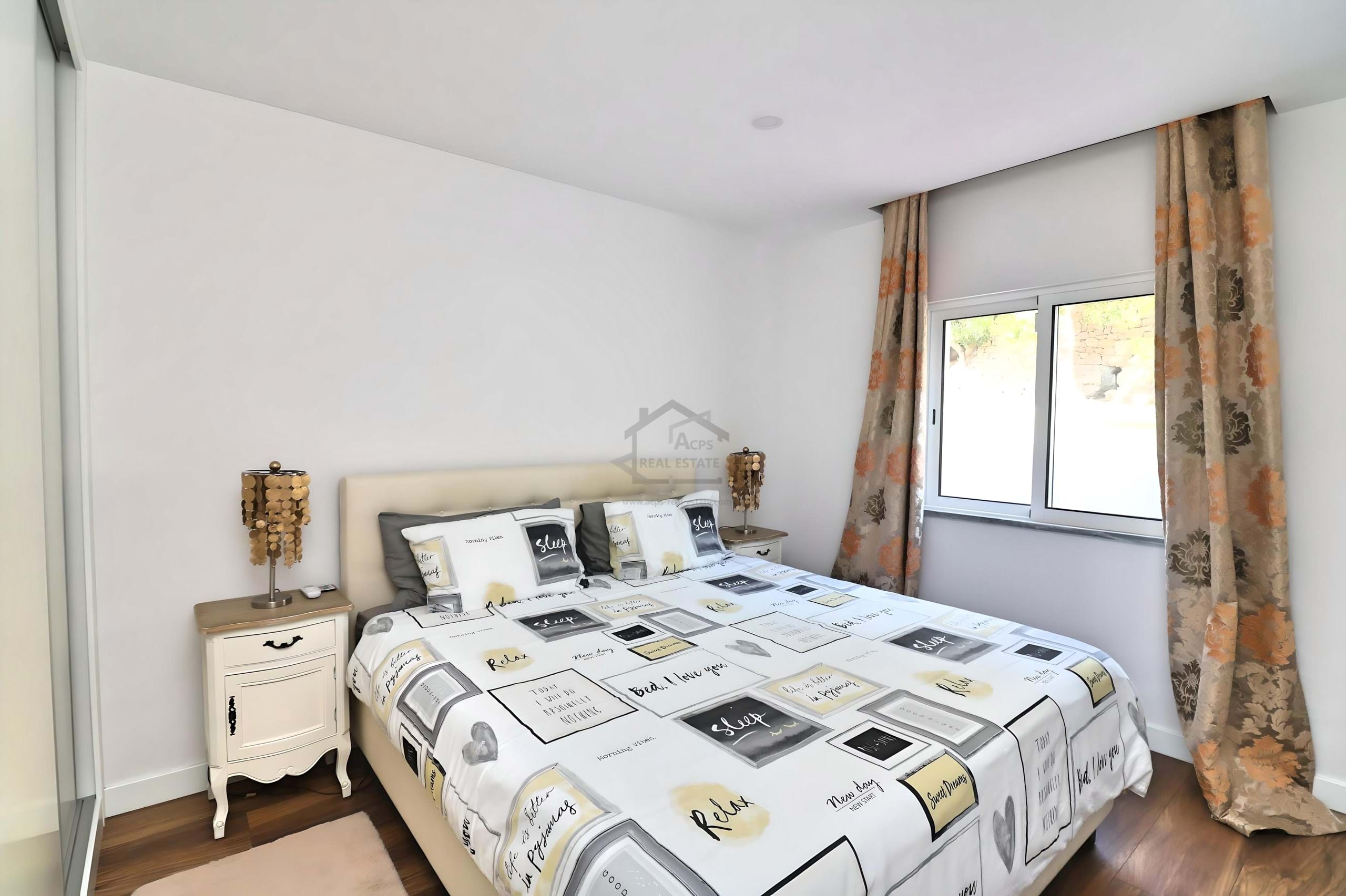 3 Bed, 2 Bath, HouseFor Sale, Faro, Faro, 8005-417