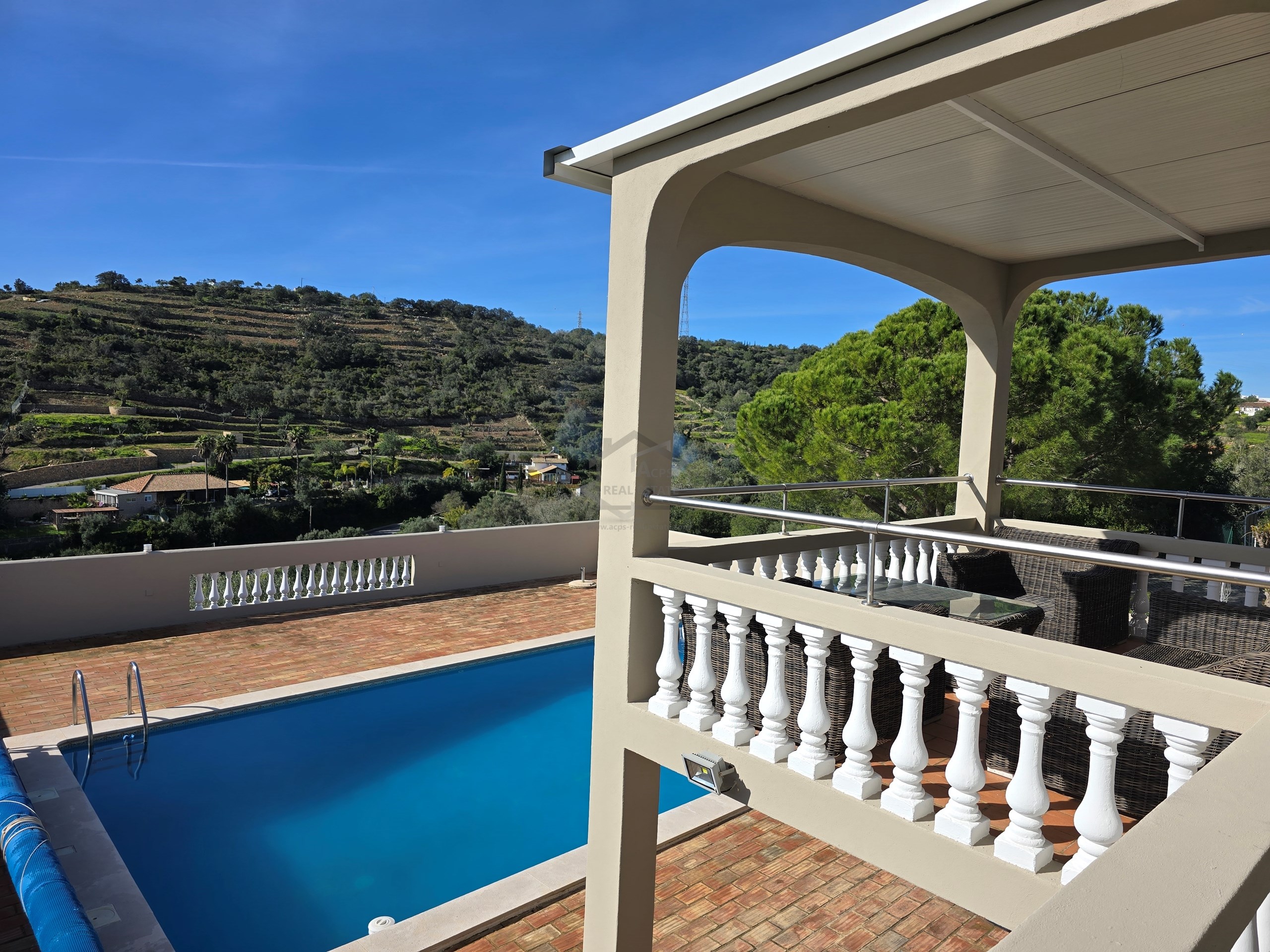 3 Bed, 2 Bath, HouseFor Sale, Faro, Faro, 8005-417