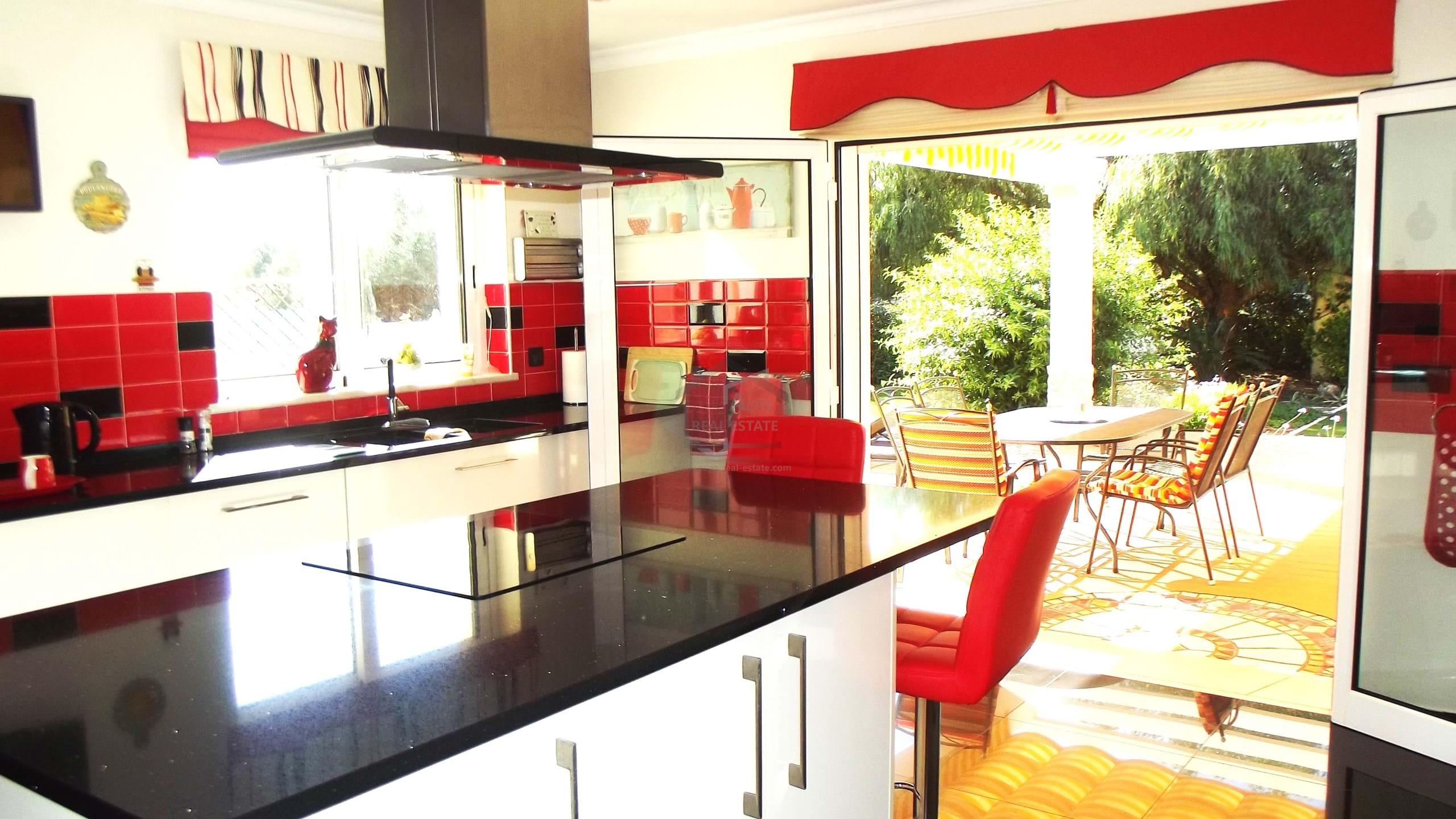 3 Bed, 4 Bath, HouseFor Sale, Tavira, Faro, 8900-019