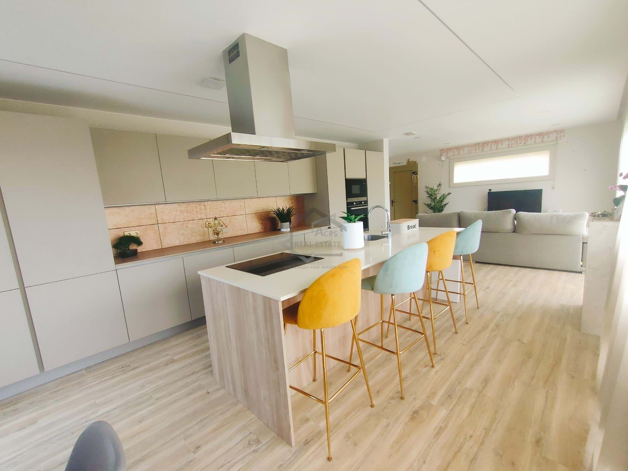 3 Bed, 4 Bath, HouseFor Sale, Caldas da Rainha, Leiria