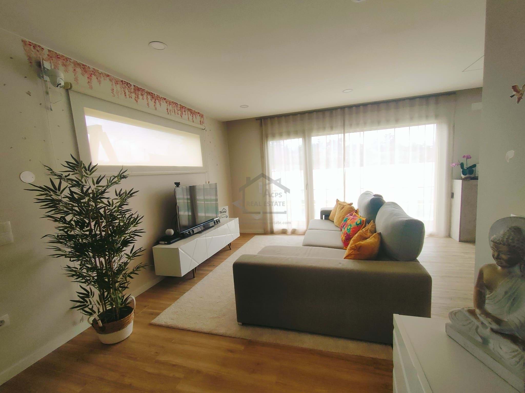 3 Bed, 4 Bath, HouseFor Sale, Caldas da Rainha, Leiria