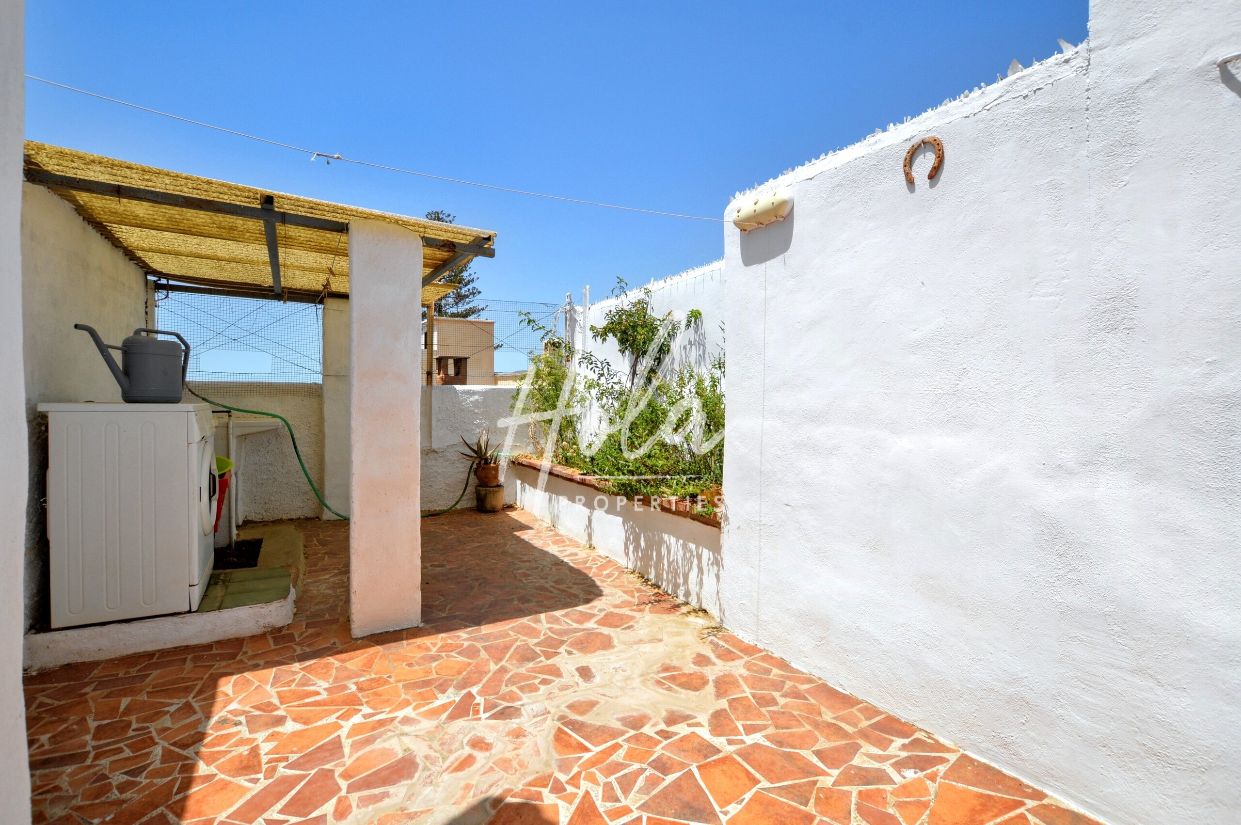 3 Bed, 1 Bath, HouseFor Sale, Orgiva, Orgiva