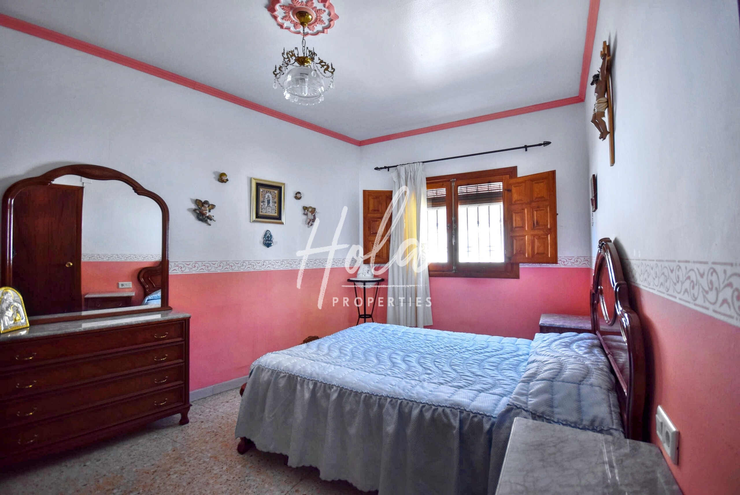 8 Bed, 2 Bath, HouseFor Sale, Nevada, Granada