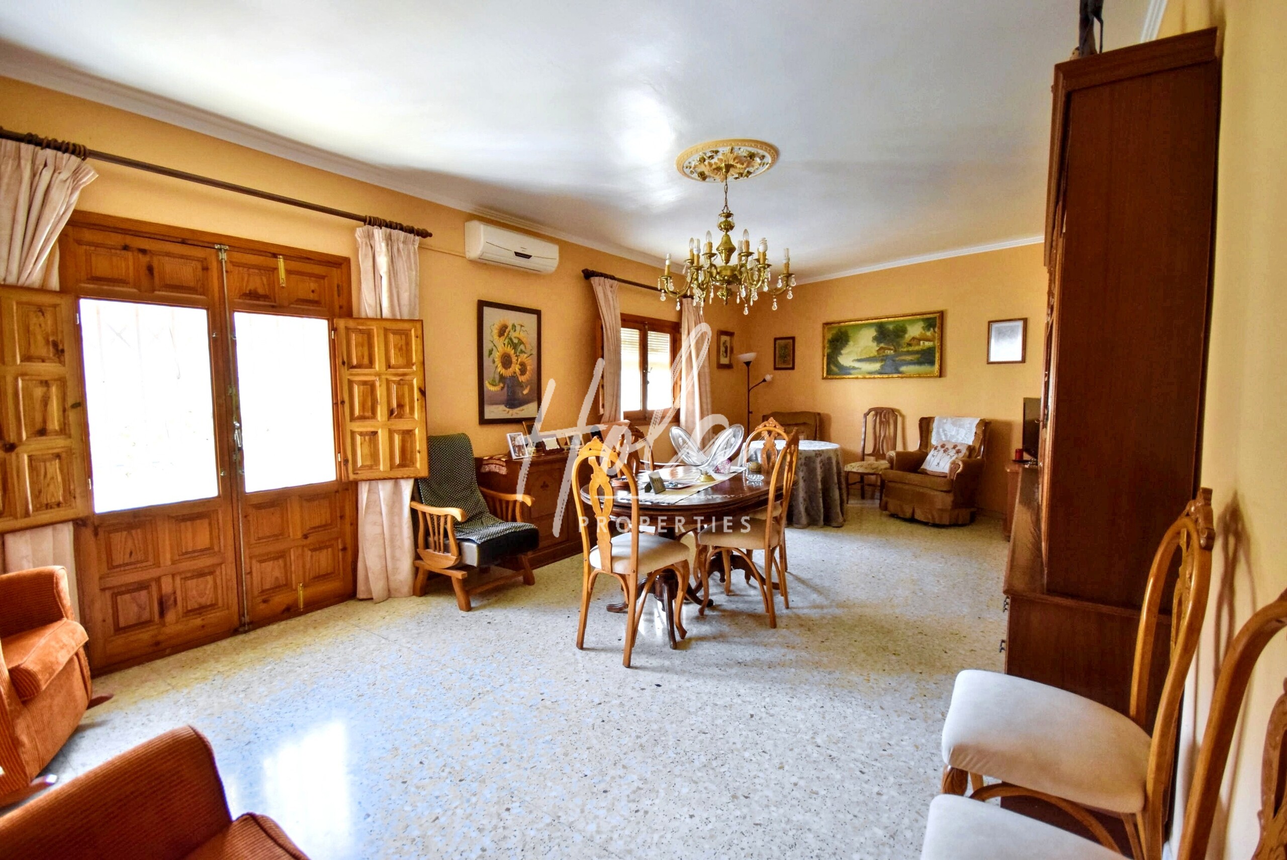 8 Bed, 2 Bath, HouseFor Sale, Nevada, Granada