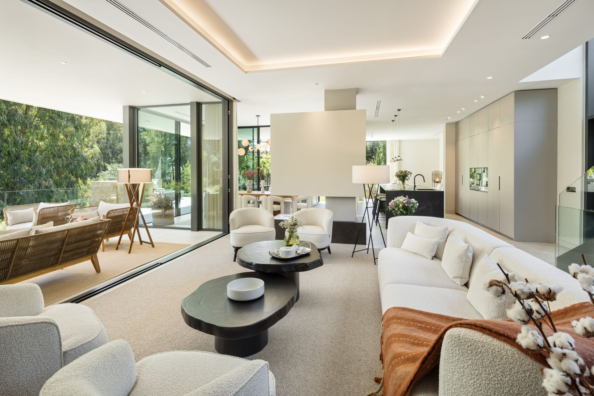 6 Bed, 6 Bath, HouseFor Sale, Marbella, Malaga