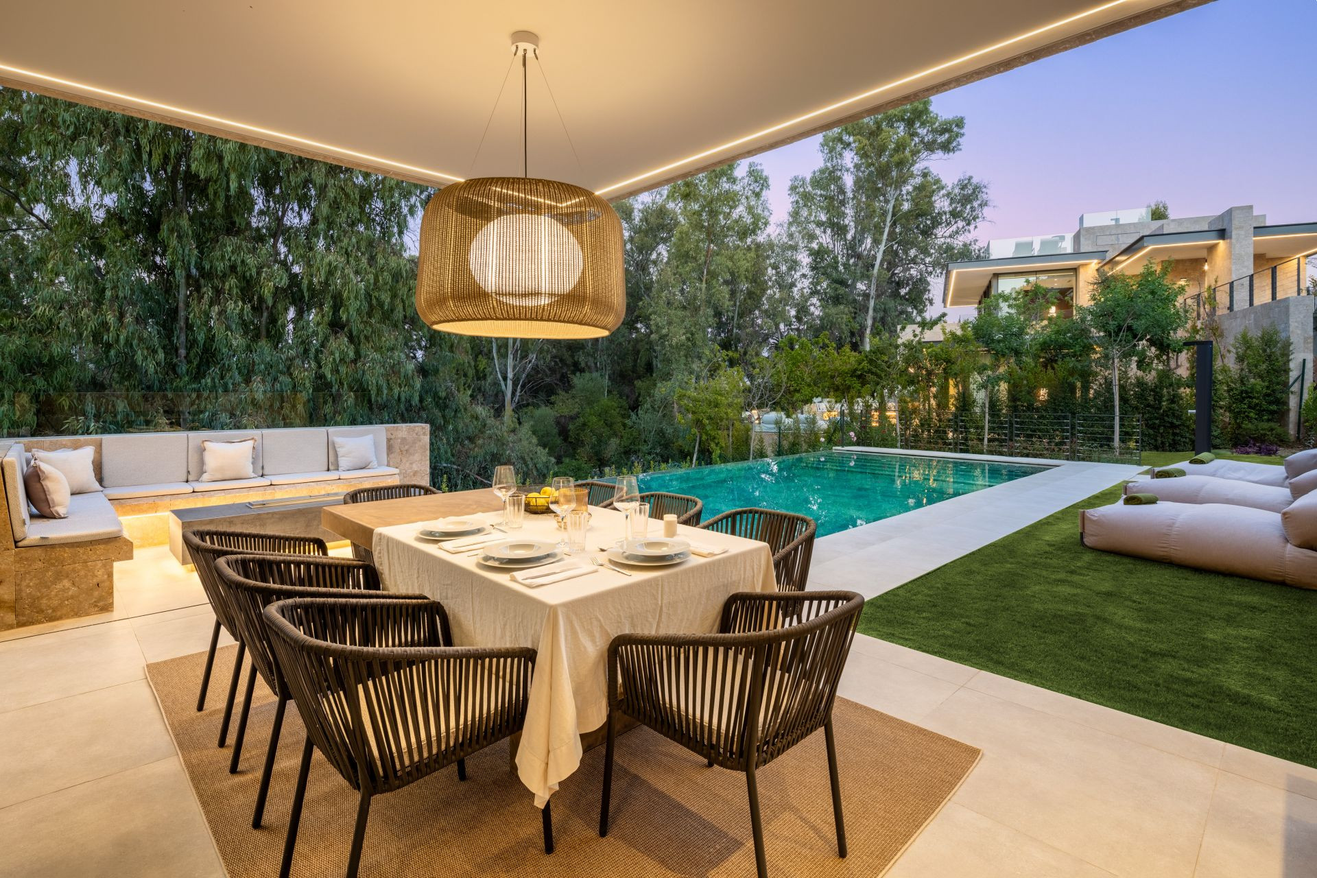 6 Bed, 6 Bath, HouseFor Sale, Marbella, Malaga