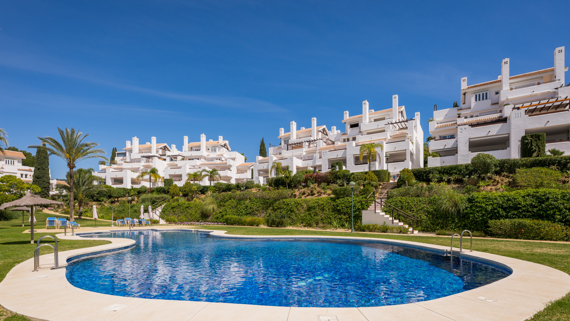 3 Bed, 2 Bath, ApartmentFor Sale, Marbella, Malaga