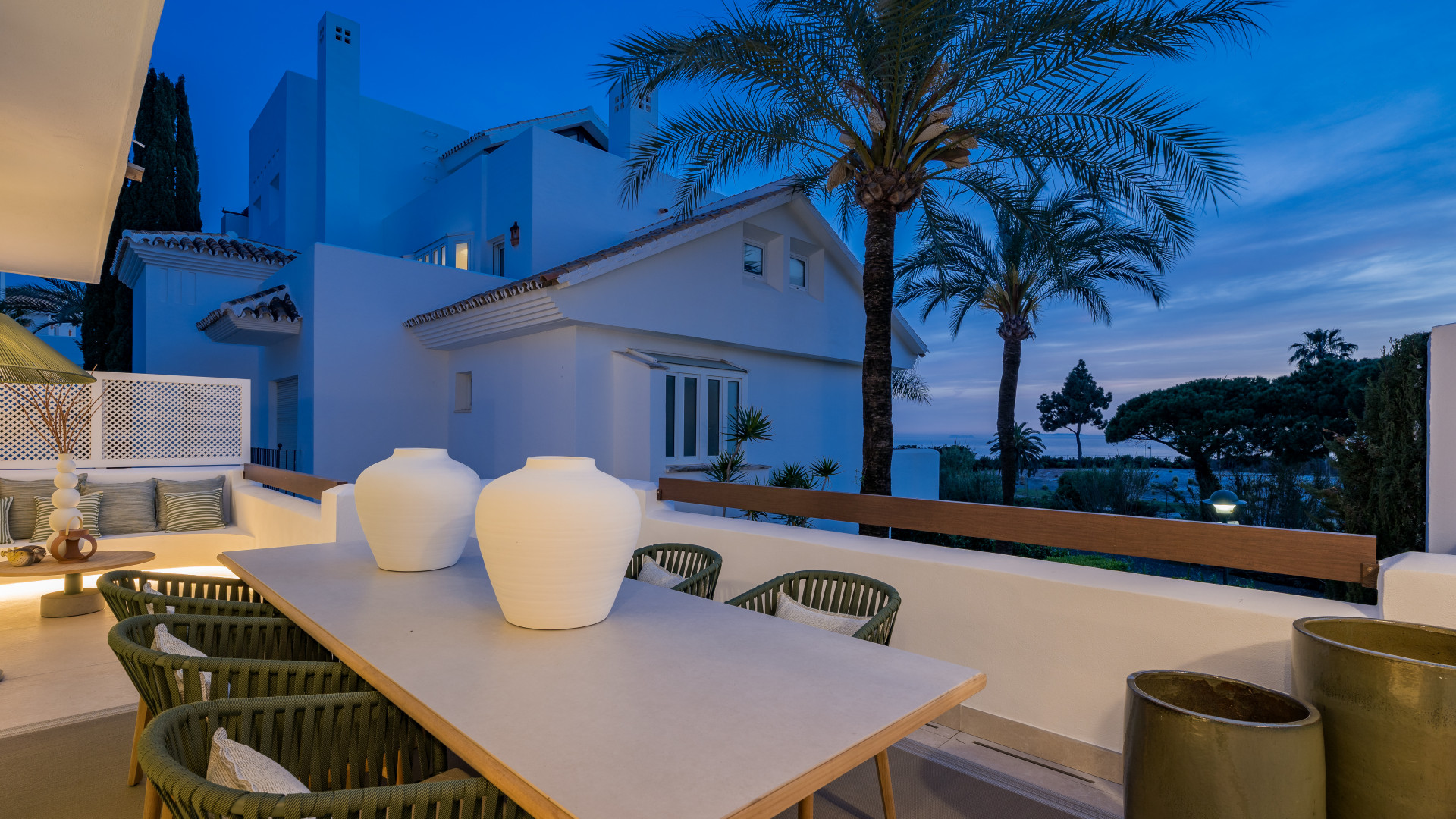 3 Bed, 2 Bath, ApartmentFor Sale, Marbella, Malaga