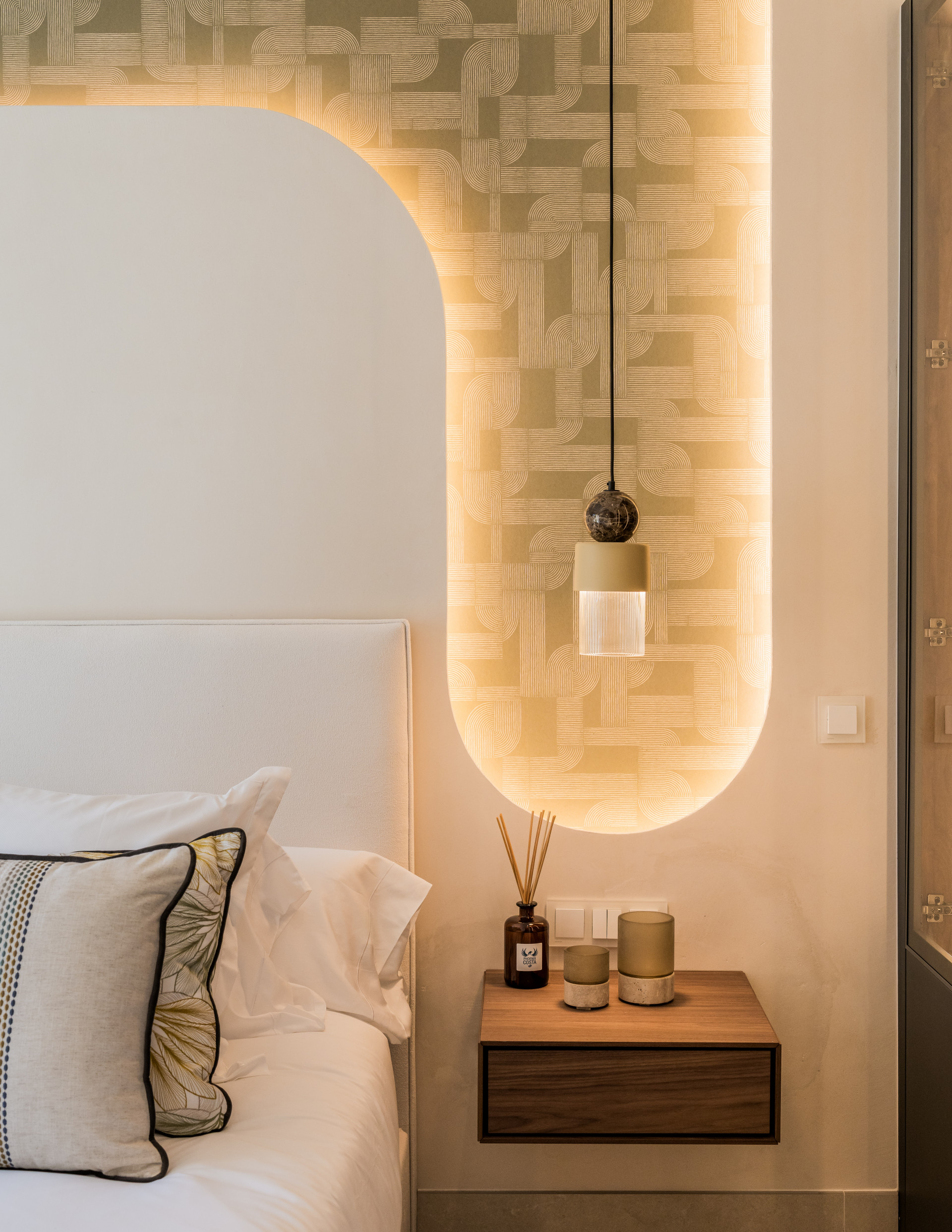 3 Bed, 2 Bath, ApartmentFor Sale, Marbella, Malaga