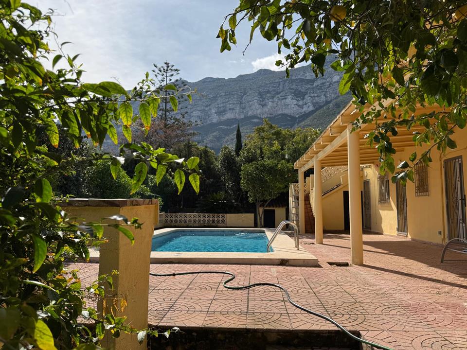 6 Bed, 3 Bath, HouseFor Sale, Denia, Alicante