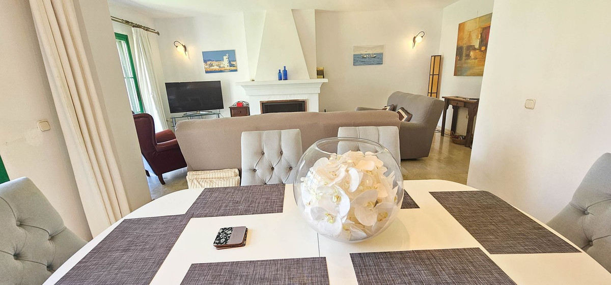 3 Bed, 3 Bath, ApartmentFor Sale, Casares Playa, Malaga