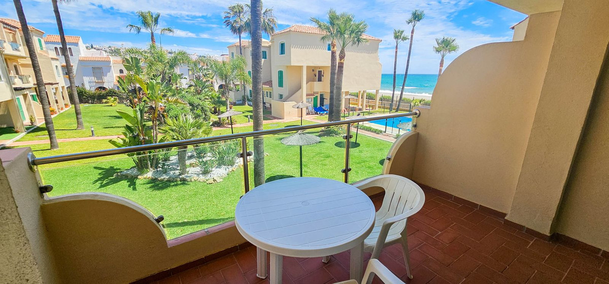 3 Bed, 3 Bath, ApartmentFor Sale, Casares Playa, Malaga