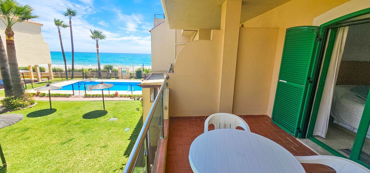 3 Bed, 3 Bath, ApartmentFor Sale, Casares Playa, Malaga