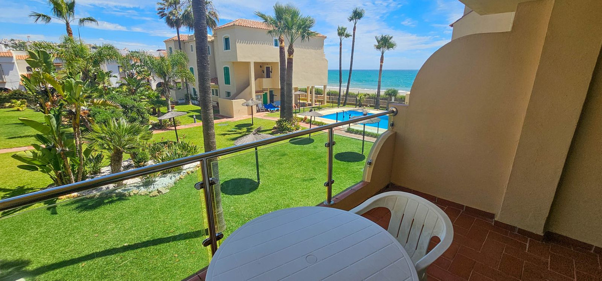 3 Bed, 3 Bath, ApartmentFor Sale, Casares Playa, Malaga