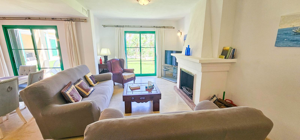 3 Bed, 3 Bath, ApartmentFor Sale, Casares Playa, Malaga