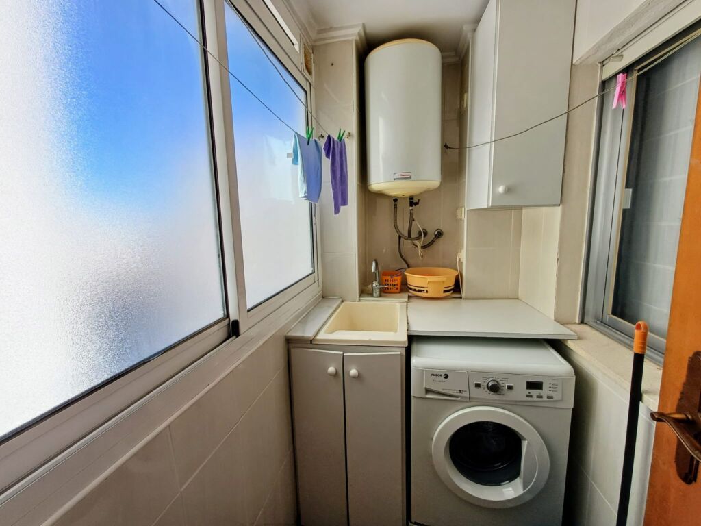 4 Bed, 2 Bath, ApartmentFor Sale, Oliva, Valencia, 46780