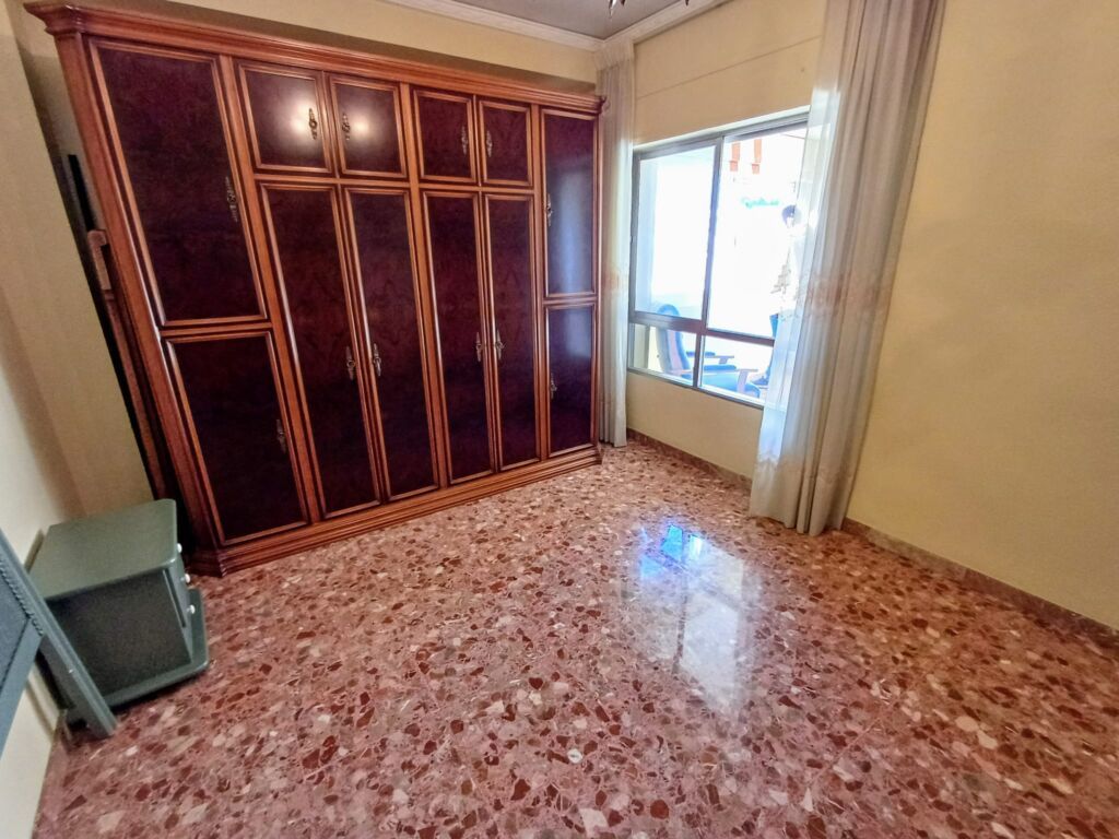 4 Bed, 2 Bath, ApartmentFor Sale, Oliva, Valencia, 46780