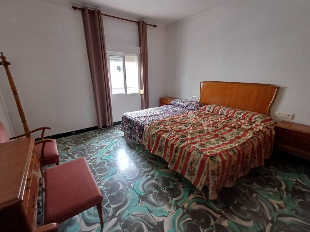 4 Bed, 2 Bath, HouseFor Sale, Oliva, Valencia, 46780