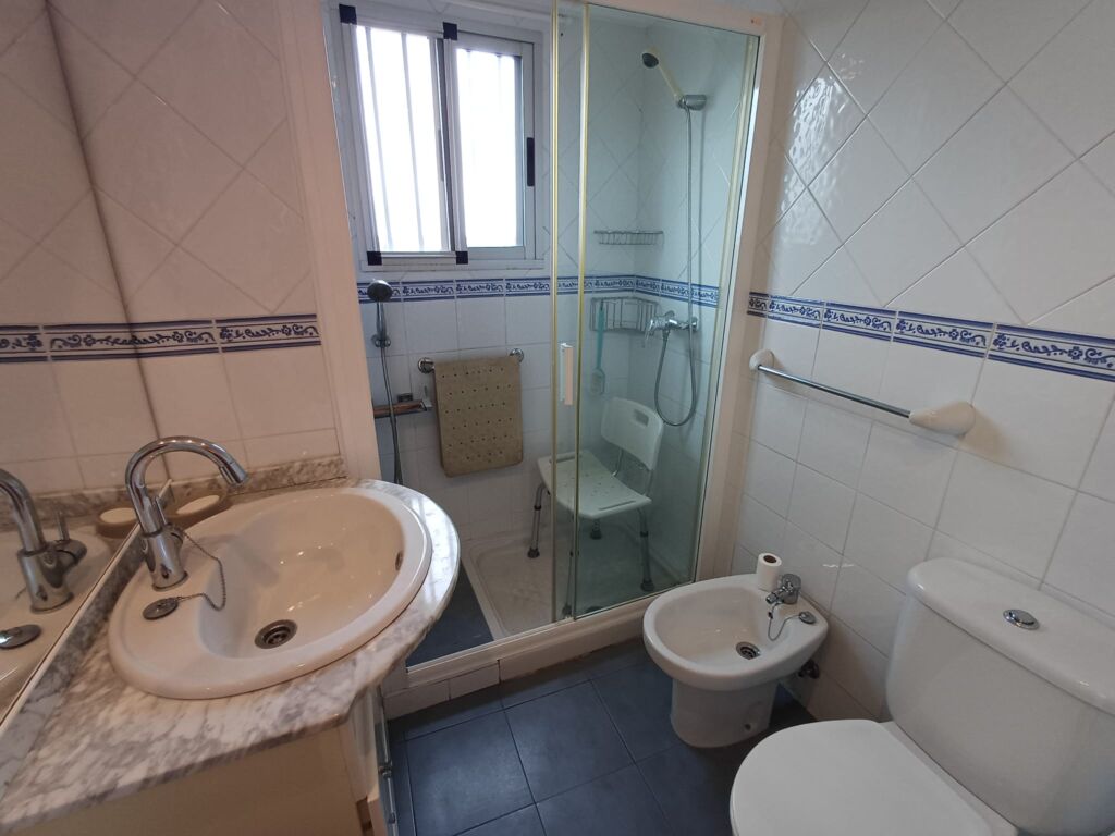 4 Bed, 2 Bath, HouseFor Sale, Oliva, Valencia, 46780