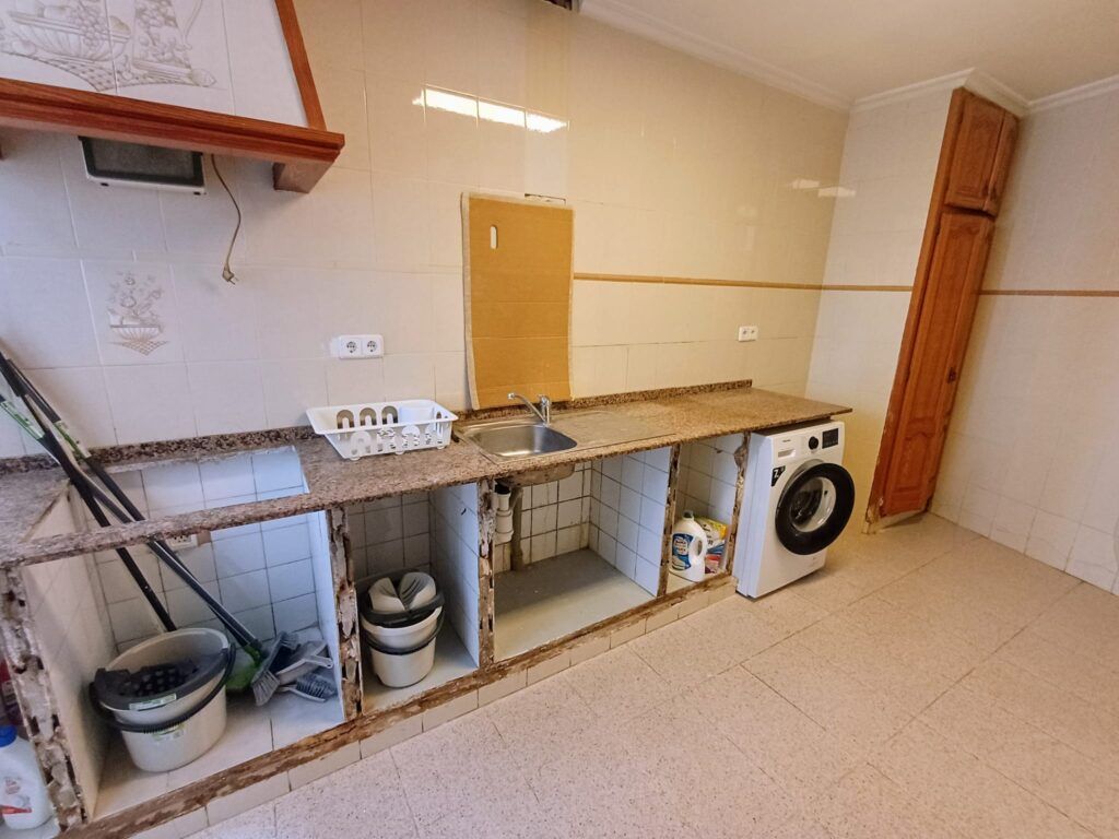 4 Bed, 2 Bath, HouseFor Sale, Oliva, Valencia, 46780