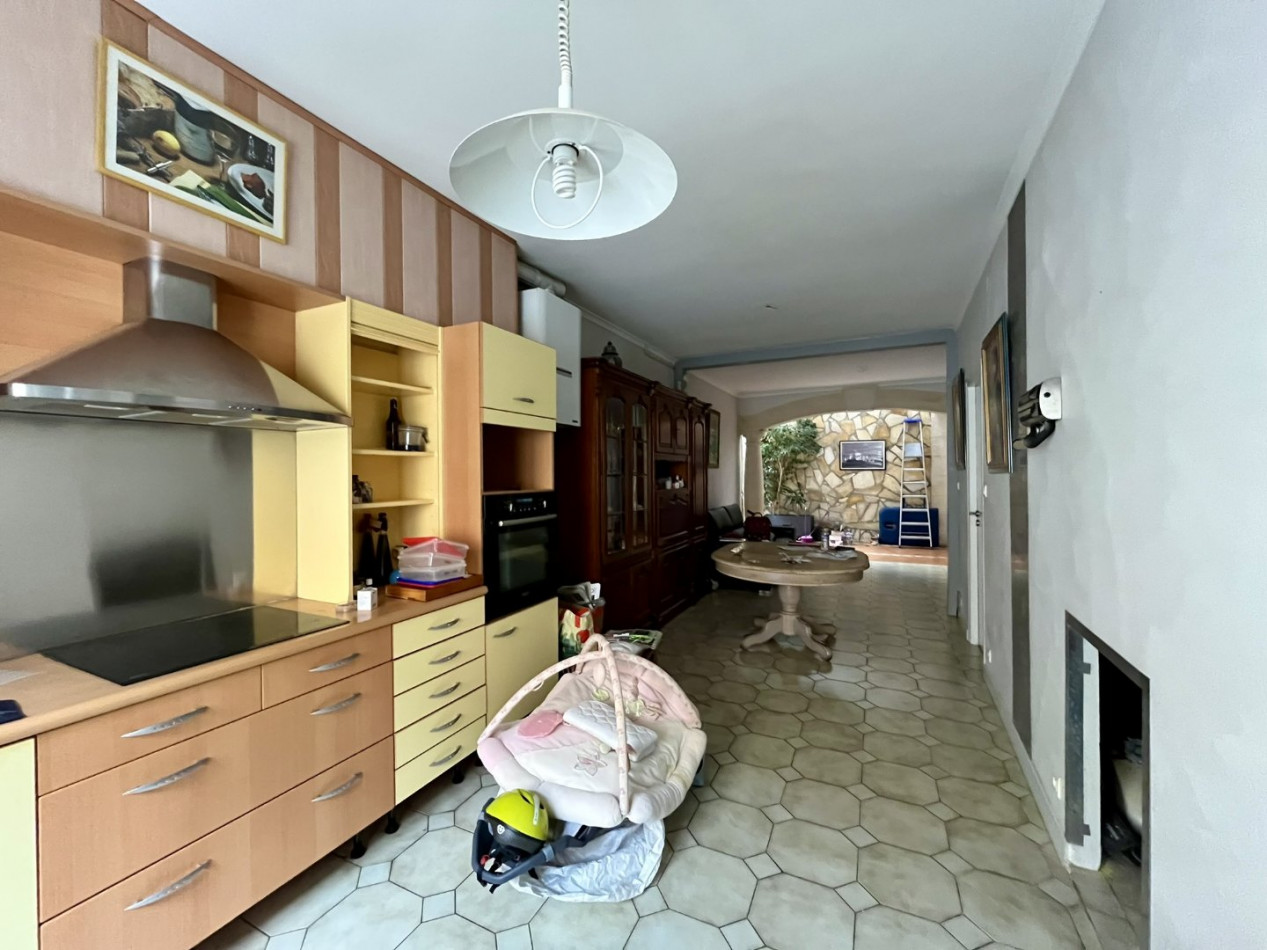 3 Bed, HouseFor Sale, Beziers, Herault, Languedoc-Roussillon, 34500