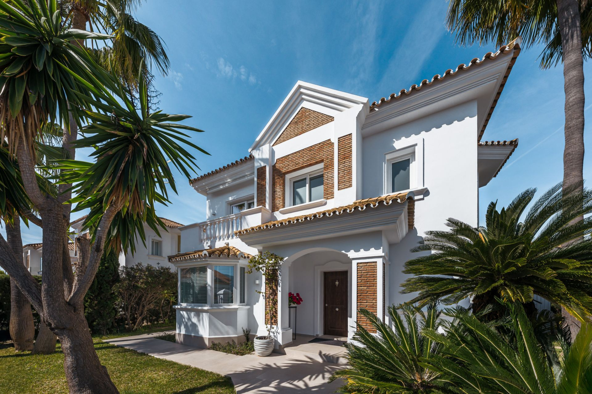 4 Bed, 3 Bath, HouseFor Sale, Estepona, Malaga