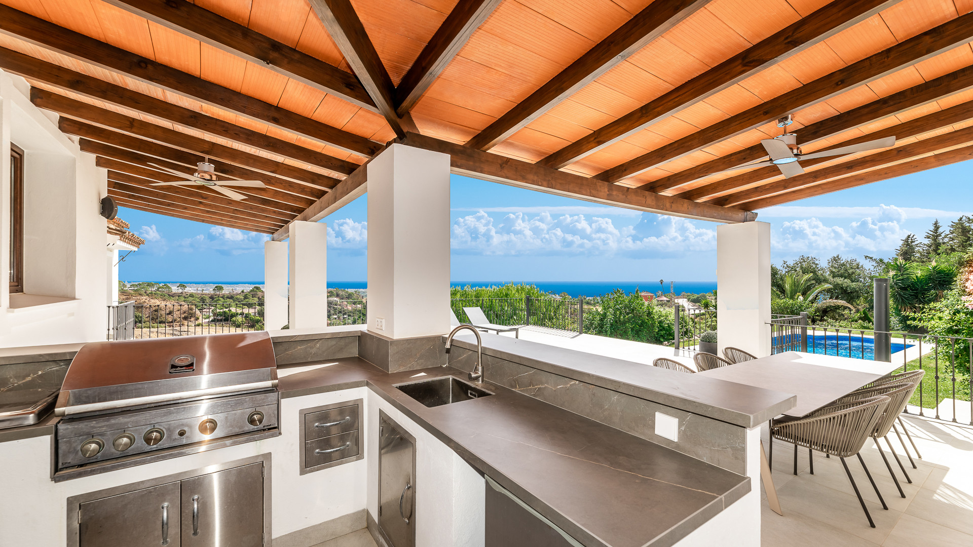 5 Bed, 5 Bath, HouseFor Sale, Estepona, Malaga