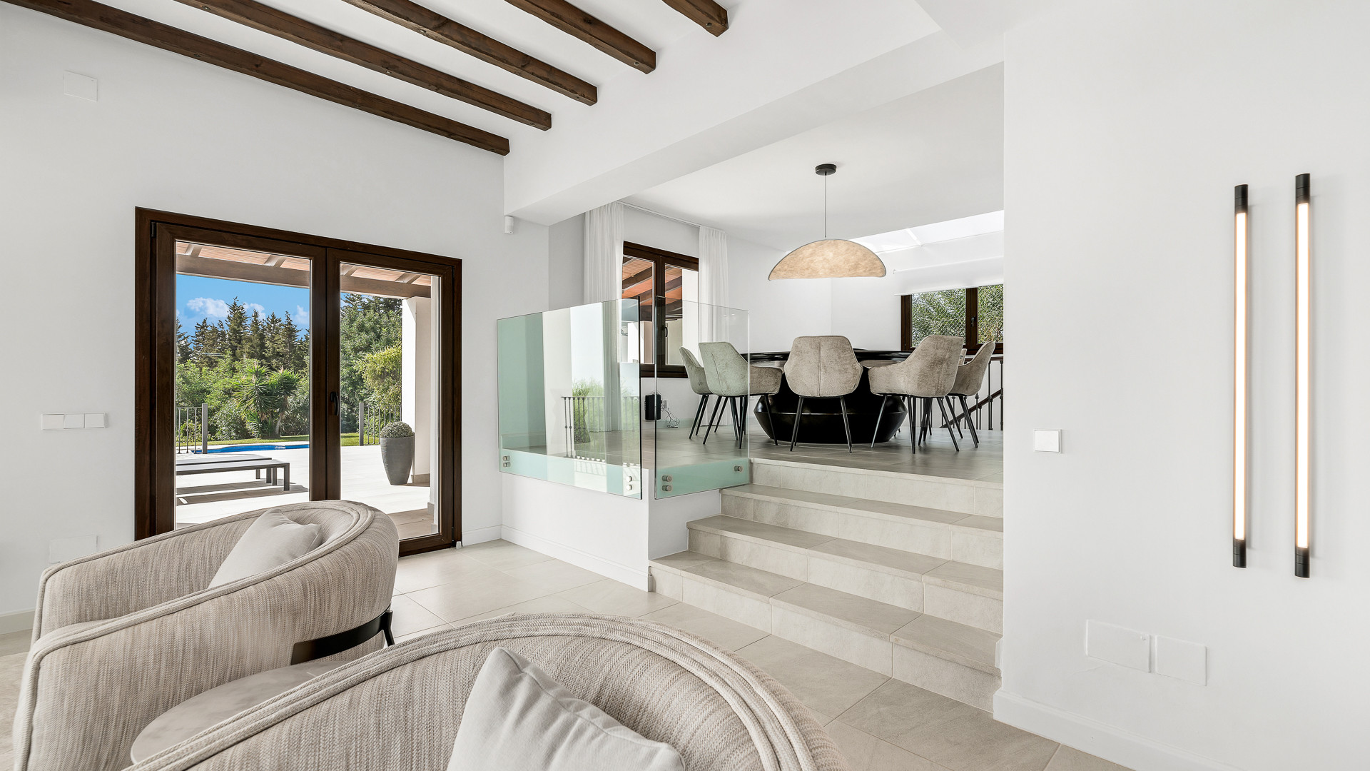 5 Bed, 5 Bath, HouseFor Sale, Estepona, Malaga