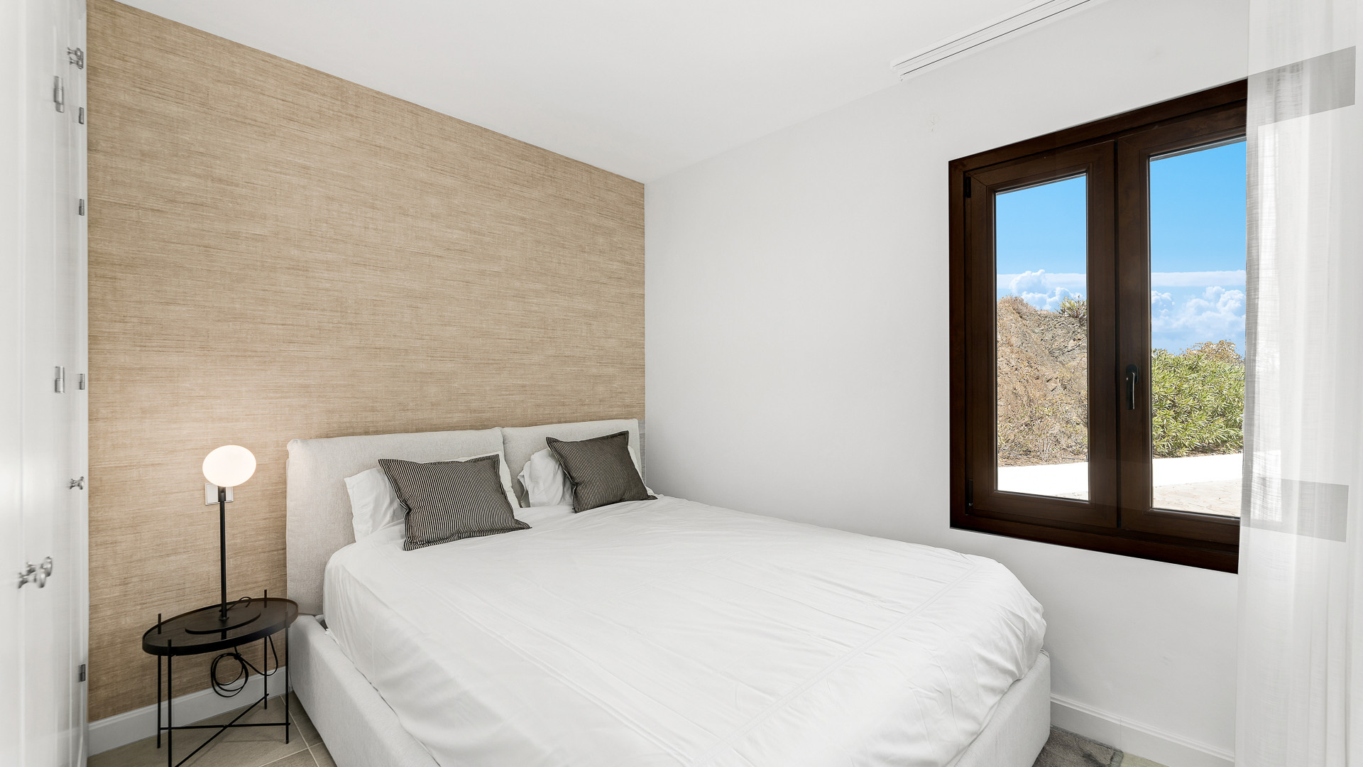 5 Bed, 5 Bath, HouseFor Sale, Estepona, Malaga