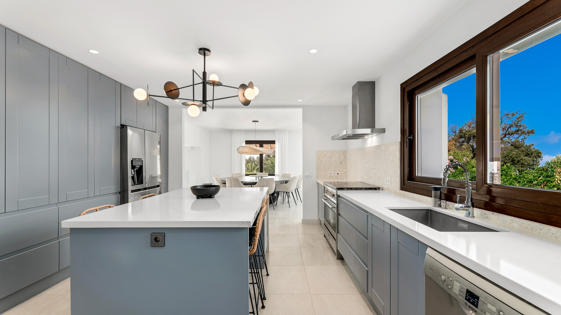 5 Bed, 5 Bath, HouseFor Sale, Estepona, Malaga