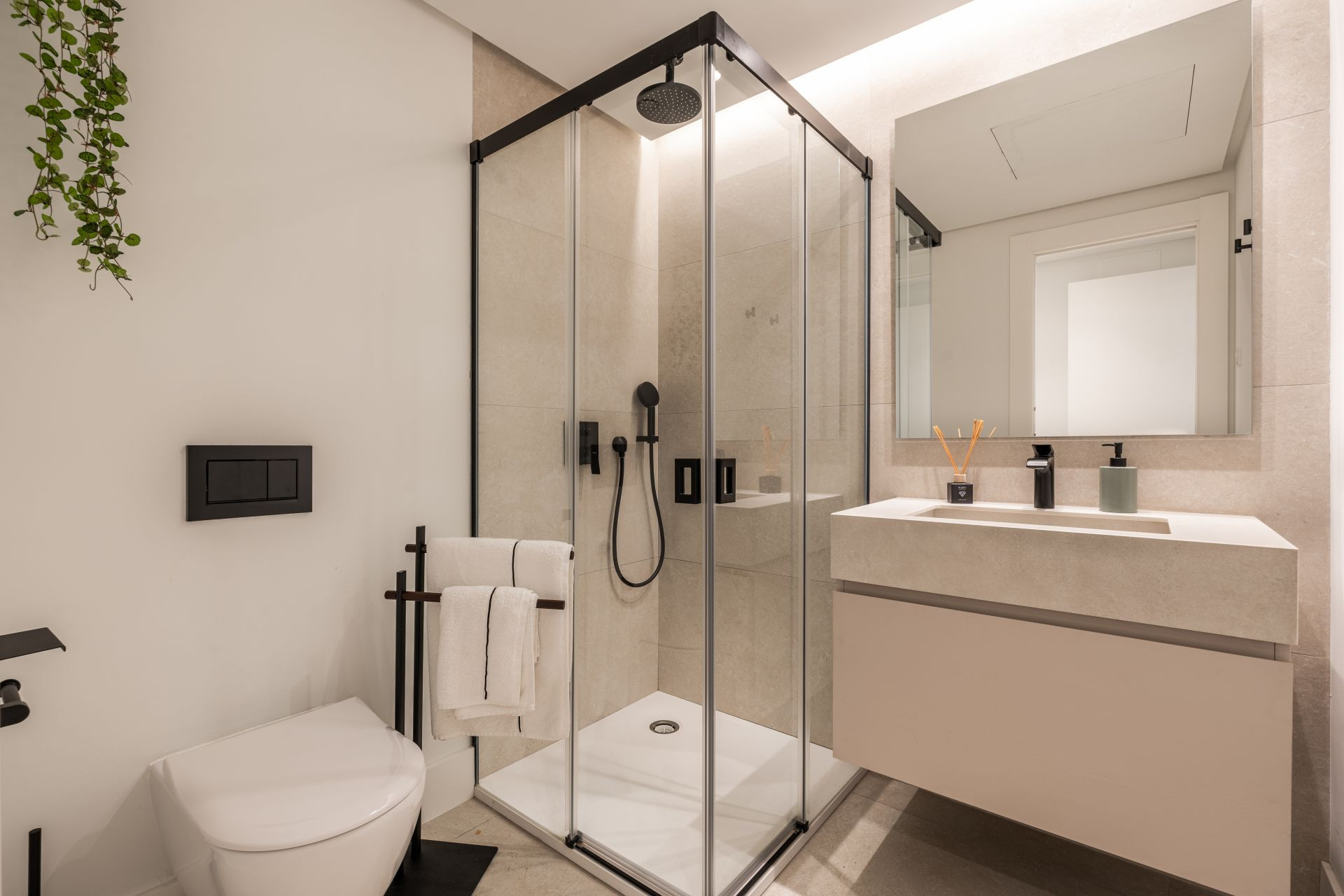 5 Bed, 6 Bath, HouseFor Sale, Marbella, Malaga