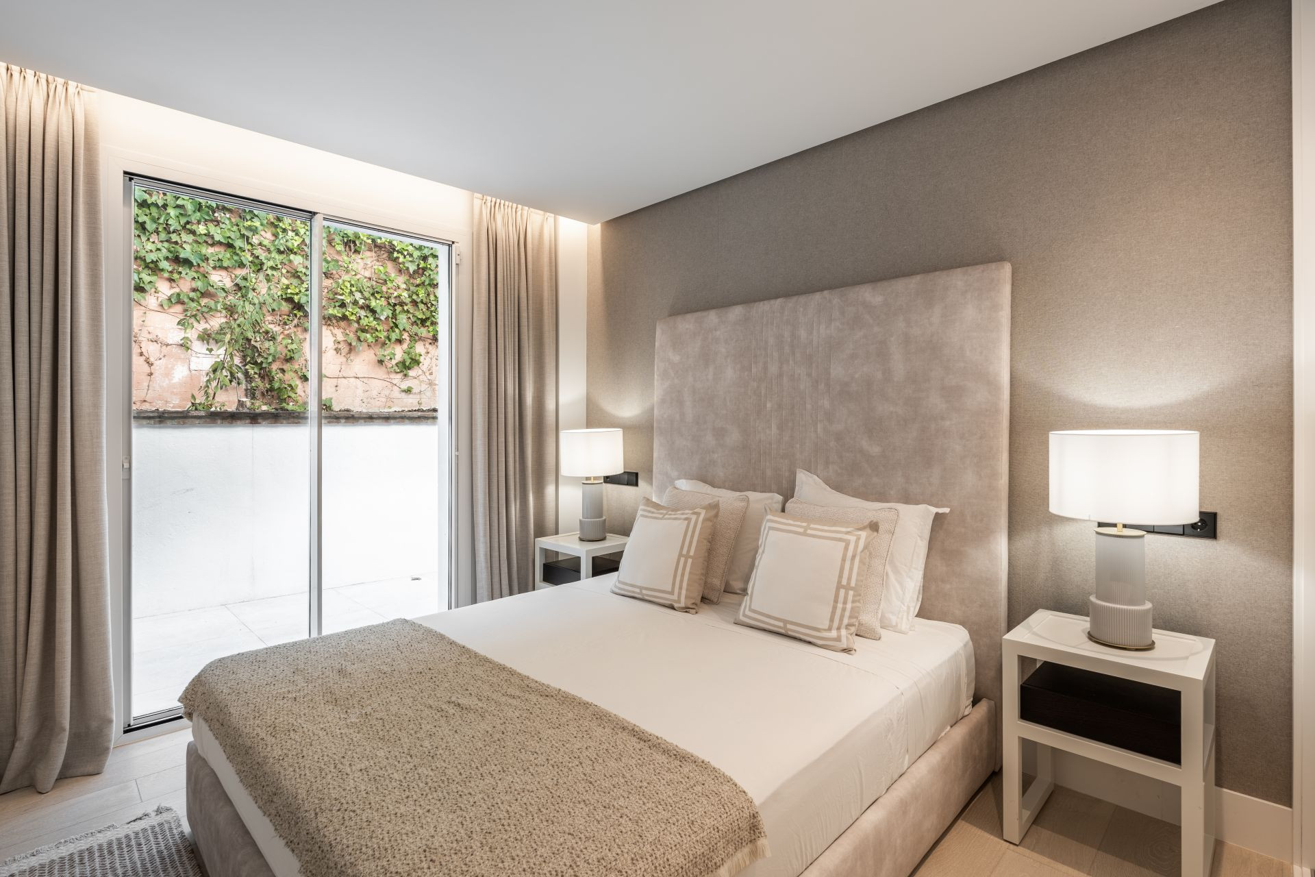 5 Bed, 6 Bath, HouseFor Sale, Marbella, Malaga