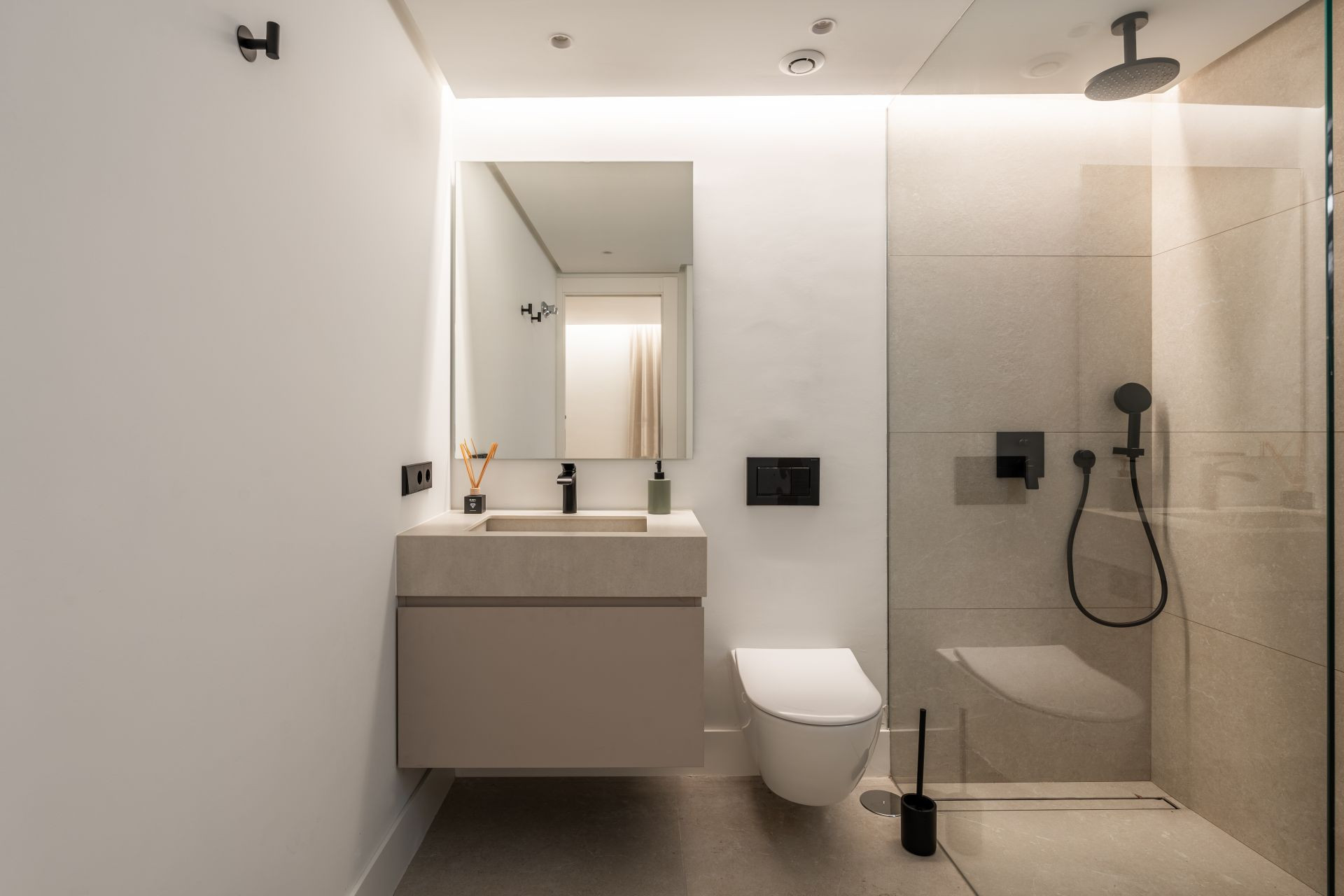 5 Bed, 6 Bath, HouseFor Sale, Marbella, Malaga