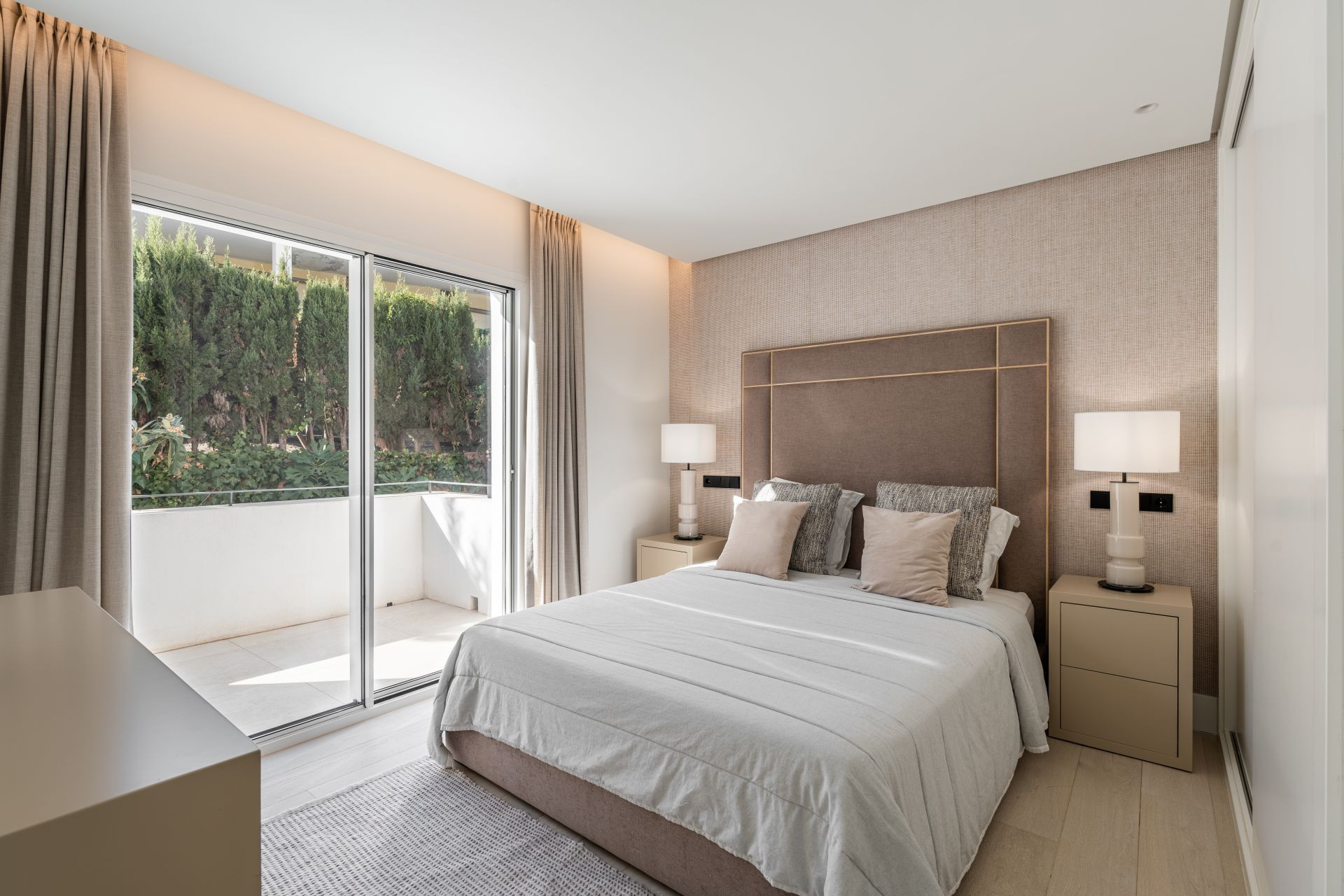 5 Bed, 6 Bath, HouseFor Sale, Marbella, Malaga