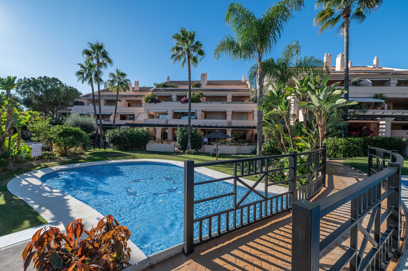 3 Bed, 4 Bath, ApartmentFor Sale, Marbella, Malaga