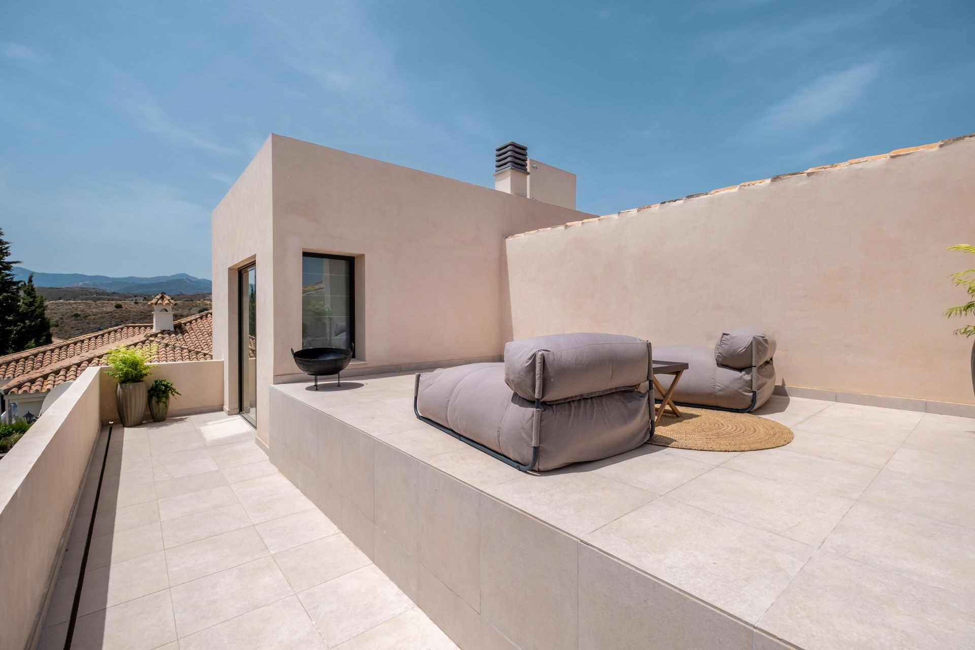 4 Bed, 3 Bath, HouseFor Sale, Benahavis, Malaga